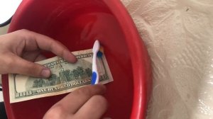 Как «отмыть» грязные доллары? Или потерять?