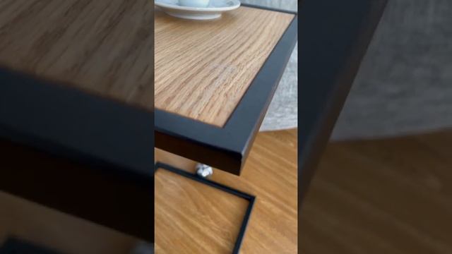 Удобный и красивый, многофункциональный журнальный / кофейный столик. Newtekpro.ru смотреть онлайн