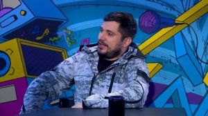 ПАША ТЕХНИК 9 МИНУТ УГАРАЕТ НАД ГАЛКИНЫМ