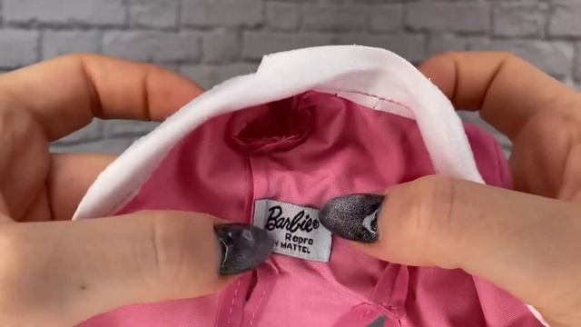 С кем Кен ИЗМЕНЯЛ Барби? ? - распаковка и обзор Barbie Day to Nigh 1985 - reproduction смотреть онлайн