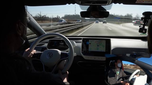 VW Id3 / Id4 / Id5 - New feature in Id Software 3.0 - Travel Assist Swarm Data смотреть онлайн