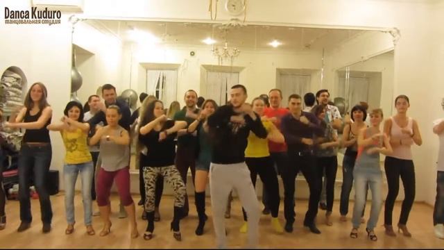 Поздравление Насти Синевой с днем рождения от Таганрогских кизомби смотреть онлайн