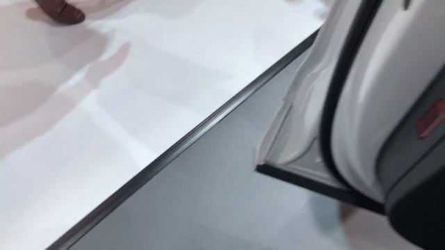 Audi Q7, Q8- How to Open Hood смотреть онлайн
