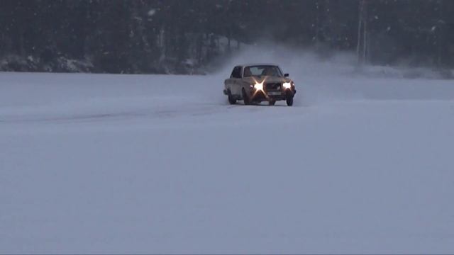 Isåka med bredsladd den 17 december 2022 смотреть онлайн