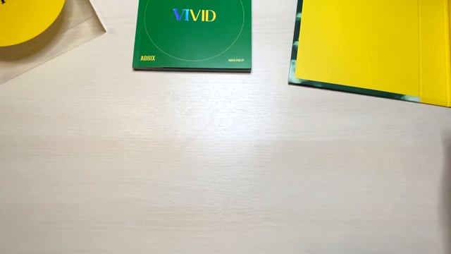 Распаковка и обзор альбома AB6IX VIVID (I ver) [unboxing] смотреть онлайн