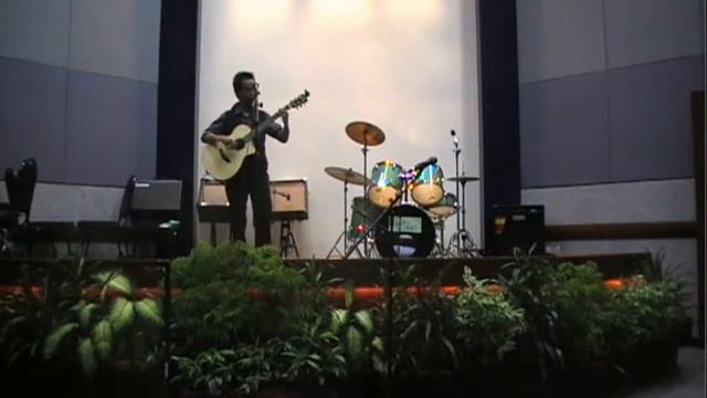 "There's a Kind of Hush" & "How Deep is Your Love" by William Kok at the Penang Guitar Festival смотреть онлайн
