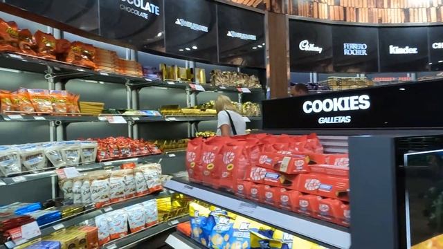 CANCUN AIRPORT DEPARTURES WALKTHROUGH & INFORMATION - CHECK IN - SECURITY - DUTY FREE - FOOD OPTION смотреть онлайн