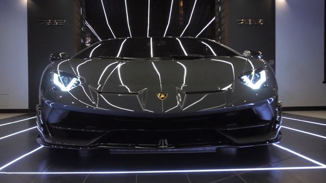 LAMBORGINI Aventador SVJ невероятный суперкар за 35 млн. Обзор Ламборгини Авентадор СВГ. Супер Ламб смотреть онлайн