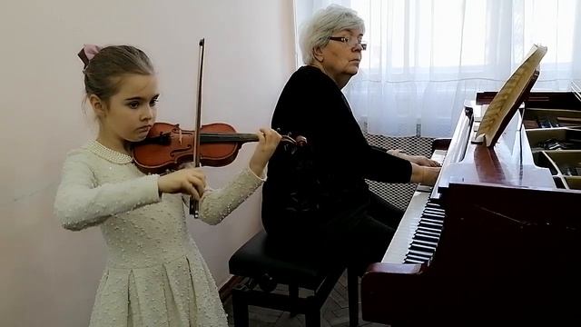 П.И.Чайковский "Старинная французская песенка", Белорусский народный танец "Янка". Иваненко Ева смотреть онлайн