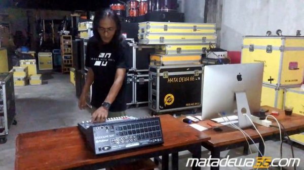 UNBOXING MIXER PRESONUS STUDIO LIVE 32SC