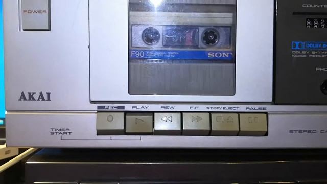 Кассетная дека AKAI HX-A2 смотреть онлайн