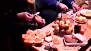 Всреча нового 1993 года .Гусятинский Григорий и Виктор с семьями.