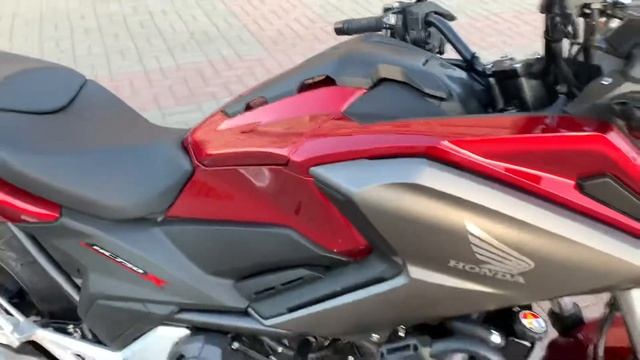 Honda NC750X смотреть онлайн