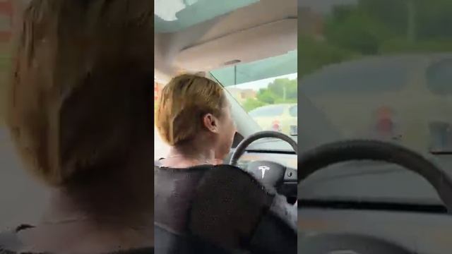 Поменялся машиной.✊? смотреть онлайн