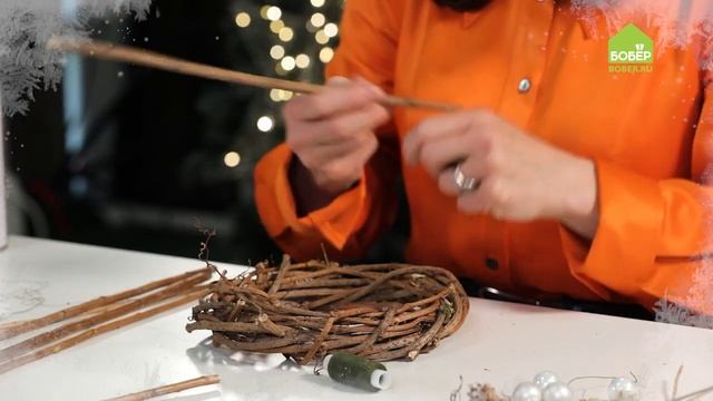 Новогодний декор от Анны: ёлка и венок из лозы смотреть онлайн