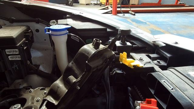 How to Diagnose and fix - P0642 - Reference Voltage A Low - Ford KA+ смотреть онлайн