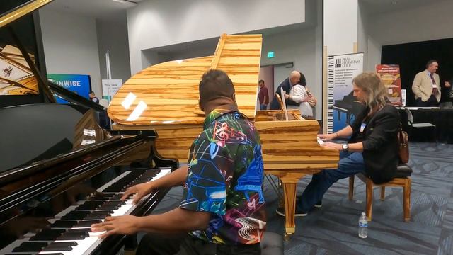 Ron Tanski & Kris Nicholson Mason & Hamlin Duet at NAMM 2023 смотреть онлайн