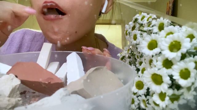 Assorted❤️ASMR❤️Глухой и звонкий хруст🍓АССОРТИ смотреть онлайн