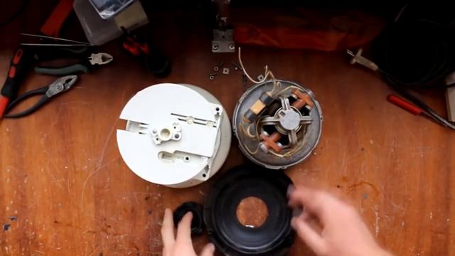 ?ГЕНИАЛЬНЫЕ САМОДЕЛКИ СВОИМИ РУКАМИ, КОТОРЫЕ МОЖЕТ СДЕЛАТЬ КАЖДЫЙ! смотреть онлайн