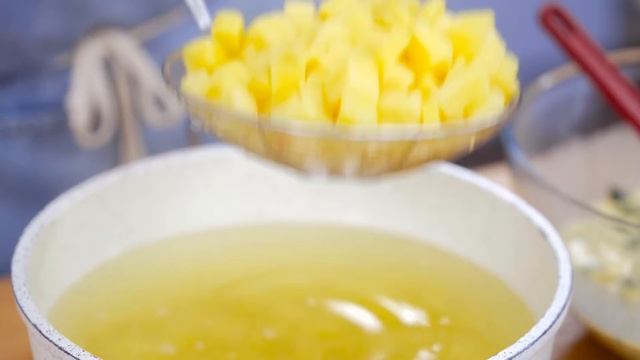 Sabah Sabah Arattınız ve O İdeal Kahvaltılığı Buldunuz ? Patates Omleti Tarifi смотреть онлайн