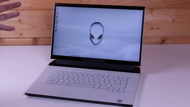 Alienware M15 R3 Review смотреть онлайн