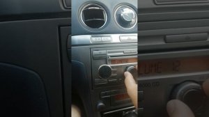 Флешка в машину через AUX.