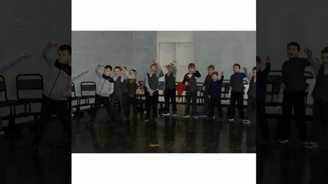 Дети скучают по учителю и школе !!!!!? смотреть онлайн