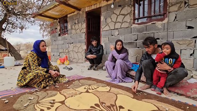Nomadic Heartache: Azam and Mahmoud's Tearful Farewell to Ali and Fatima смотреть онлайн