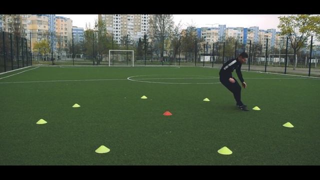 УПРАЖНЕНИЯ НА СКОРОСТЬ ДЛЯ ФУТБОЛИСТОВ смотреть онлайн