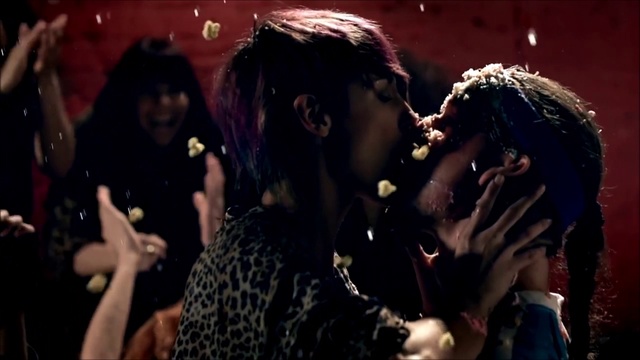 FUN feat. Janelle Monae - WE ARE YOUNG смотреть онлайн