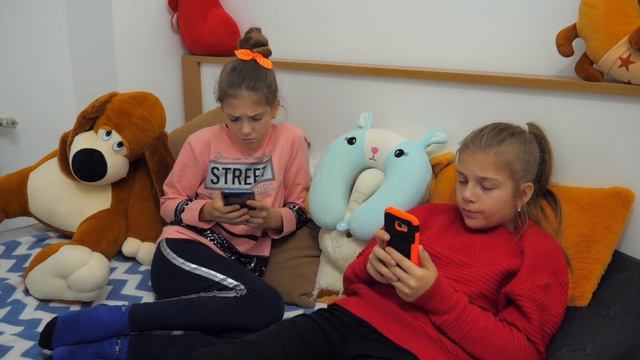 СЛАЙМЫ С СЮРПРИЗОМ!!! ЧТО СДЕЛАЛ НИКИТА ЧТОБЫ ДЕВОЧКИ ЕГО ПРОСТИЛИ смотреть онлайн