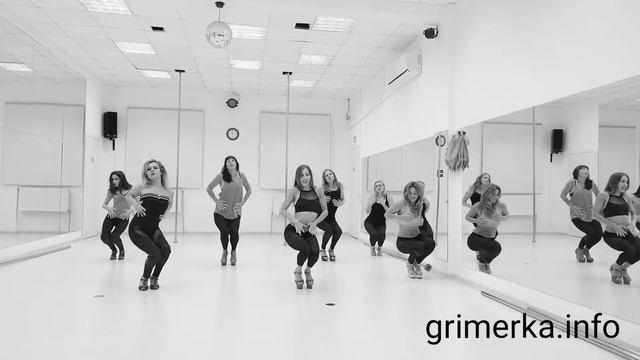 Как проходят занятия по strip dance в школе Синди смотреть онлайн