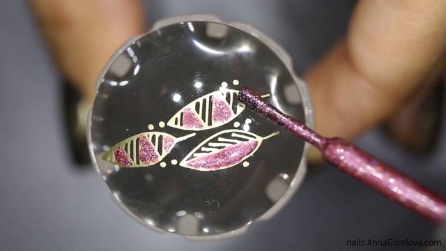 Holographic tribal autumn leaves / Голографические осенние листья смотреть онлайн