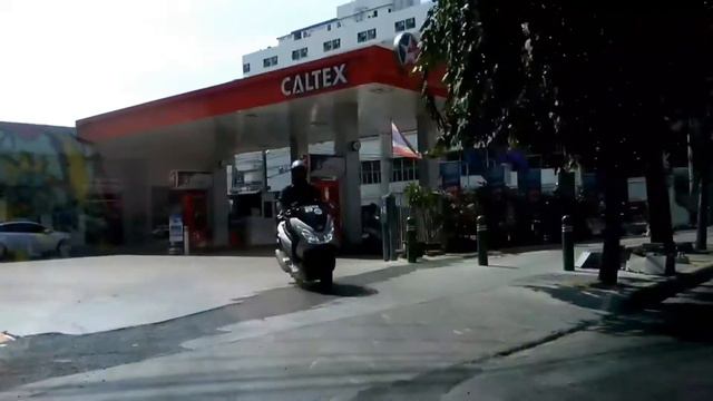 ТАИЛАНД🇹🇭БАНГКОК ДНЁМ🌺едем в ЗООПАРК🐼 смотреть онлайн