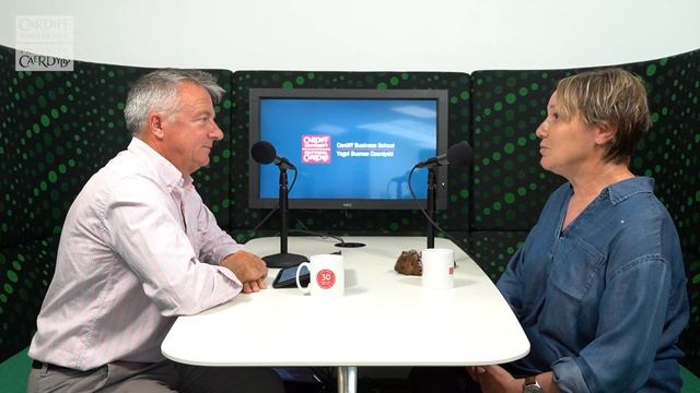 The Power of Public Value - Ep 5: Hedgehogs, repurposing furniture & community engagement смотреть онлайн