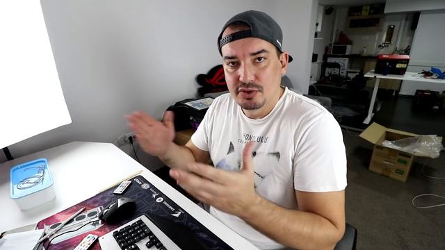 UPS ZA AXE-R - APC Smart-UPS SMT1500 смотреть онлайн