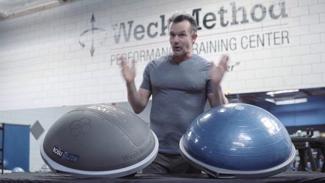 BOSU Elite vs BOSU Pro - WeckMethod смотреть онлайн