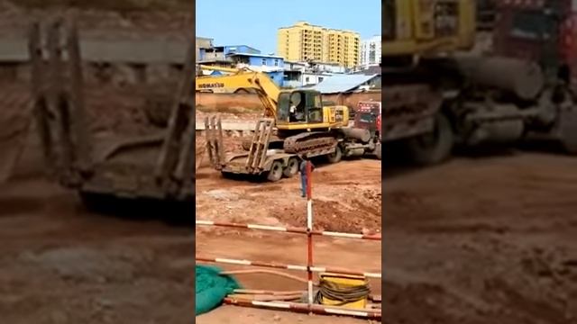 Ребенок управляет экскаватором погрузка на трал смотреть онлайн