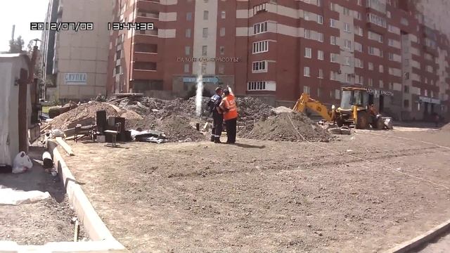 прорыв газовой трубы СПБ, Стародеревенская ул смотреть онлайн