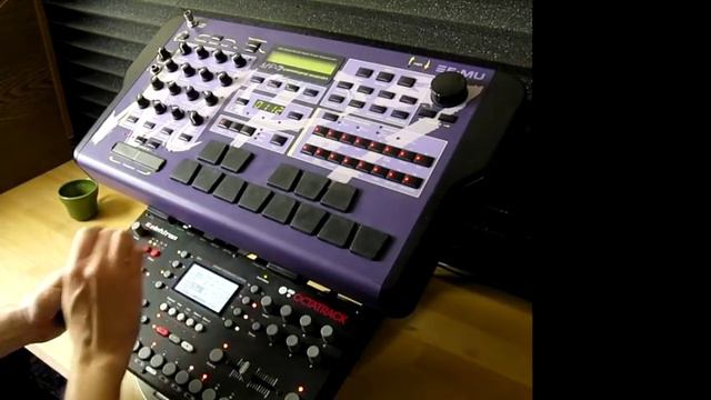 Retro Gear - Emu Command Station смотреть онлайн