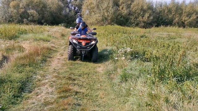 Квадроциклы, катание детей на квадрациклах в Киеве. смотреть онлайн