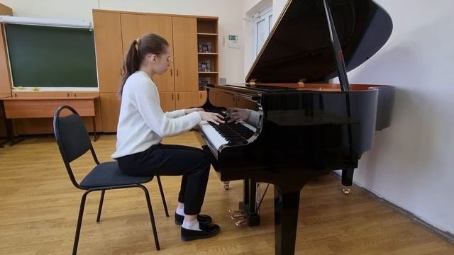 В.Сапаров. Прелюдия В dur. К.Крит. Вернись в лето. исп. Василиса Сенина, 6 кл., ДМХШ N 1 г.о.Самара смотреть онлайн