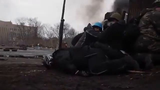 Смотри как надо сражаться народное ополчение Донбасса, а не с оружием славаянск, краматорск, донецк смотреть онлайн