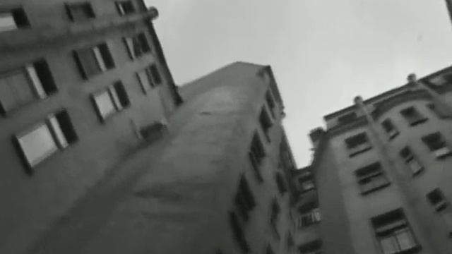 Сурганова и Оркестр - Ангел седой (клип) смотреть онлайн