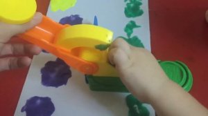 Лепим с малышом. Лепка из теста. Уроки лепки с малышом от 1 года. Развиваем мелкую моторику.