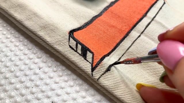 Разрисовала штаны НЕМИЛЕ! Чуть не выгнала меня из дома! Как рисовать на одежде/ рисование по ткани. смотреть онлайн