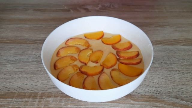 Быстрый пирог с персиками! Фруктовое чудо! Персиковый десерт! смотреть онлайн