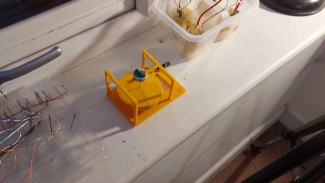 Potato Powered Pulse Motor смотреть онлайн