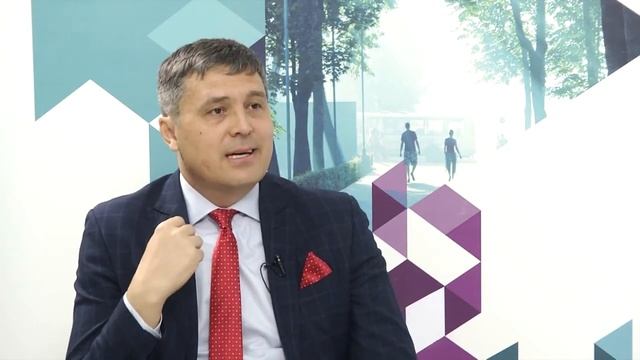 Как признать себя банкротом. "Смоленская площадь" с ведущим юристом России Игорем Путиловым. смотреть онлайн