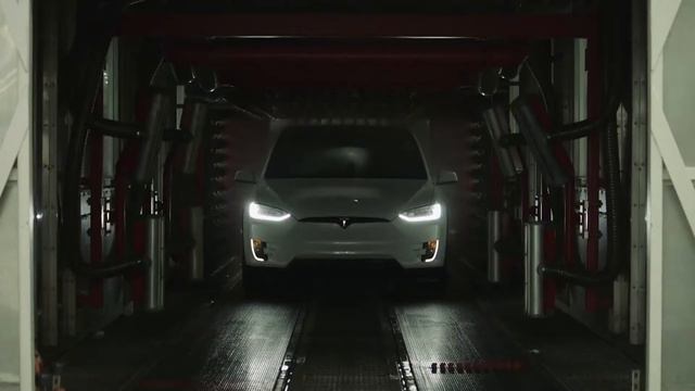 Компания Tesla получает больше прибыли от других компаний, чем за продажу своих электромобилей. смотреть онлайн